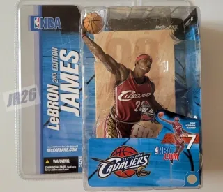 McFarlane figurka NBA Lebron James tmavý