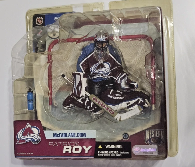 McFarlane figurka Patrick Roy tmavý dres
