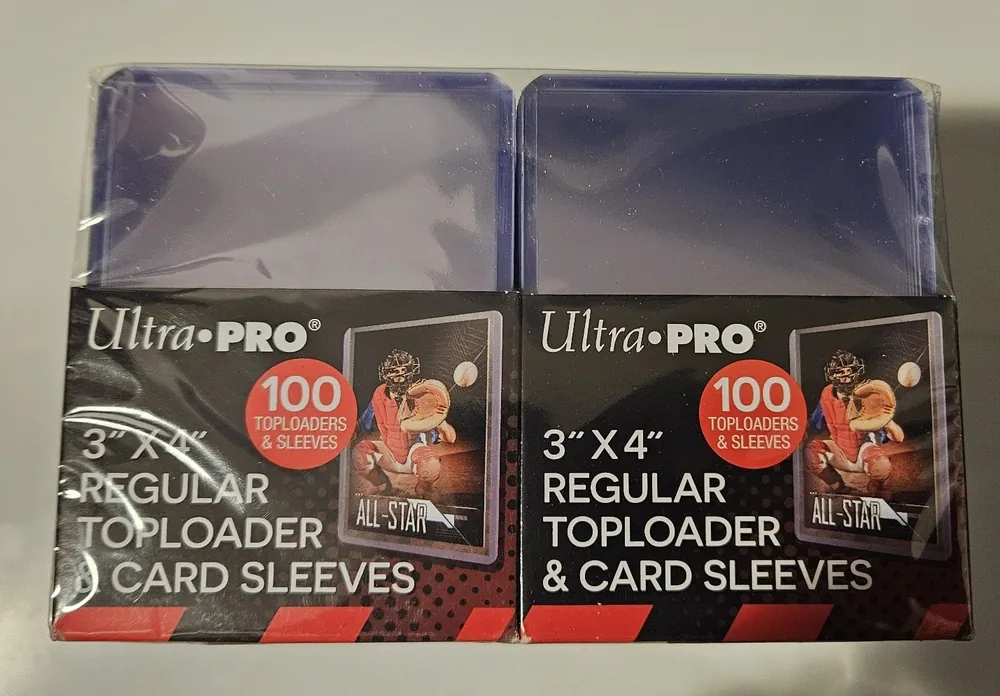 UltraPro Toploader 35pt + Sleeves (v balení 200ks)