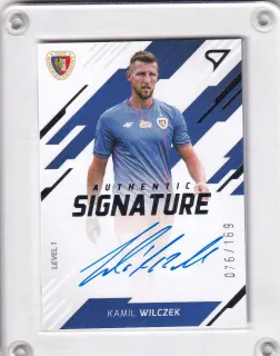Wilczek Kamil PKO Bank Polski Ekstraklasa 2023-24 I.série Authentic Signature Level1 /169 č.SL1-KW